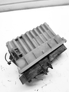 OPEL ASTRA F 56, 57 Lüfterrelais 9685401 Diesel 1998 17376820