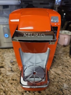 Keurig Coffee Maker K10 B31 Single Cup Rare Thanksgiving Burnt