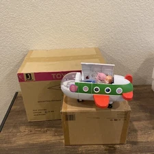 Peppa Pig's Holiday Plane Action Figures PEP0659 Vacation NEW SEALED (k)