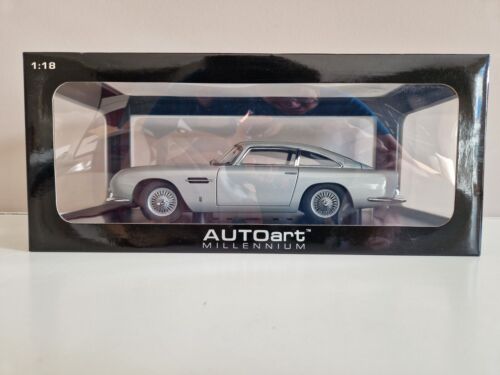 AUTOart 1/18 Aston Martin DB5 - Silver - 1964 - 70211 - Foto 1 di 6