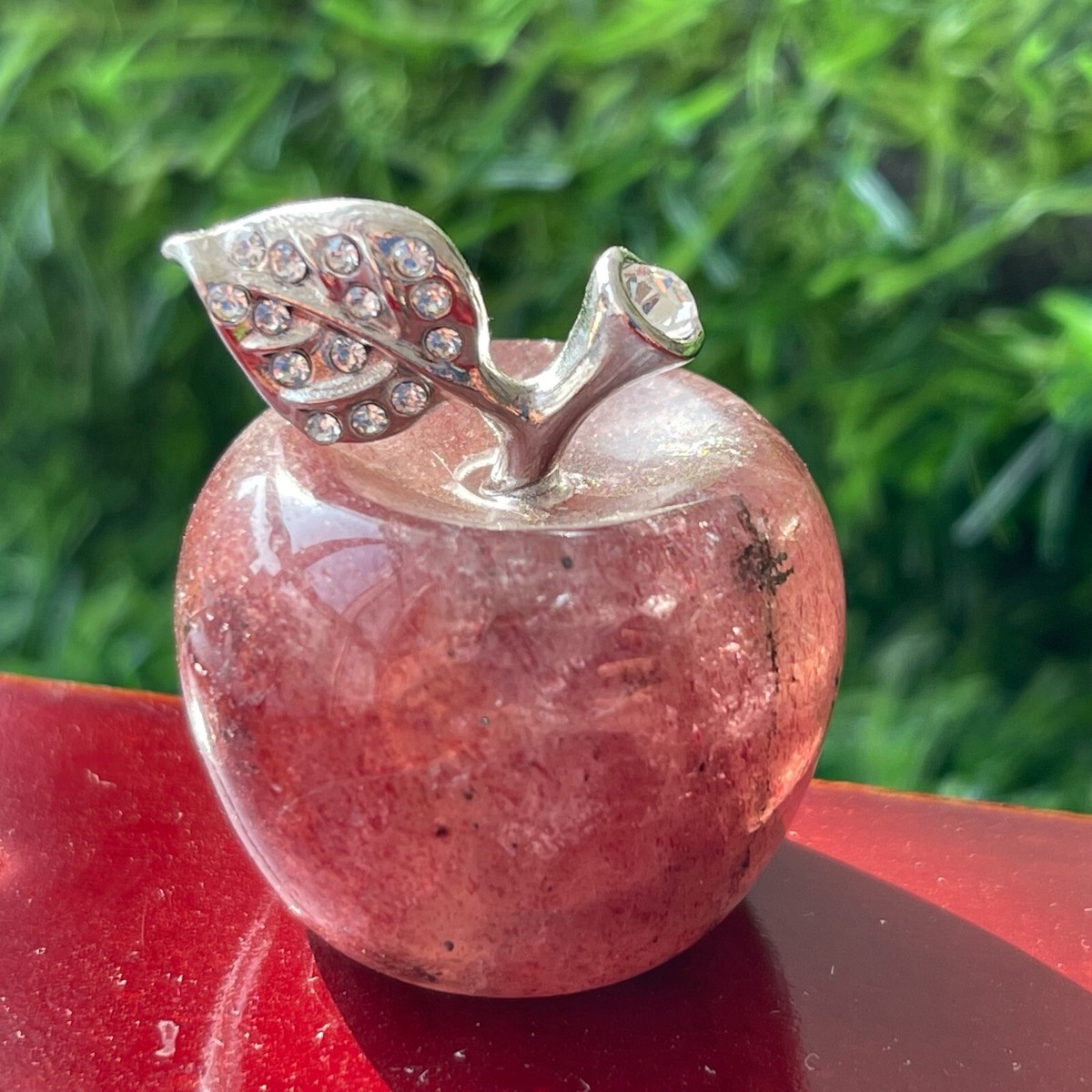 1pc Natural Strawberry quartz hand carved crystal apple gem reiki