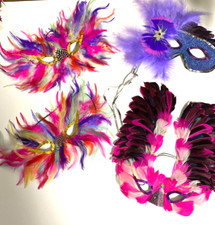 NWOT-4 PC LOT FEATHER SEQUIN MARDI GRAS HALLOWEEN EYE MASKS COSTUMES MASQUERADE