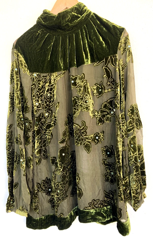 Blusa túnica manga longa feminina Soft Surrounding tamanho L verde seda linha A - Imagem 2 de 4