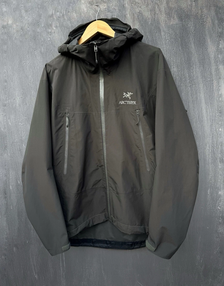 Arcteryx Vintage Gore Tex Paclite Shell Green Olive Jacket Size L