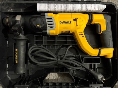 DEWALT D25263K 1-1/8'' D-Handle SDS Electric Corded Rotary Hammer w/ Shocks  0587