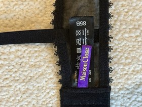 Maison Close Black Lace Underwire Bra &ndash; 32B / FR 85B &ndash; Like New