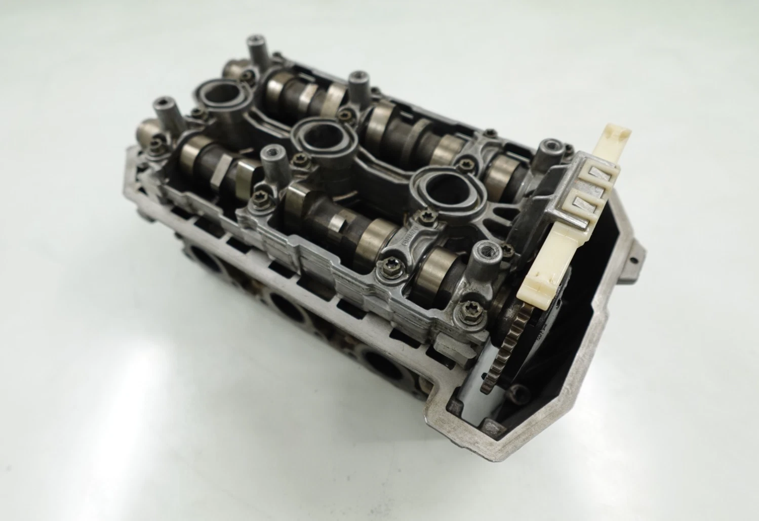 GOOD 2018 Can-Am Maverick X3 OEM COMPLETE Cylinder Head w/ Cams 420413369