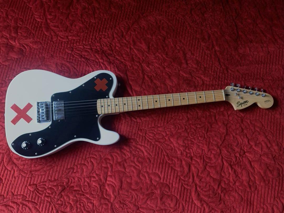 Squier Fender Deryck Whibley Signature TC SUM41 Electric Squier Fender Deryck Whibley Signature TC SUM41 Electric