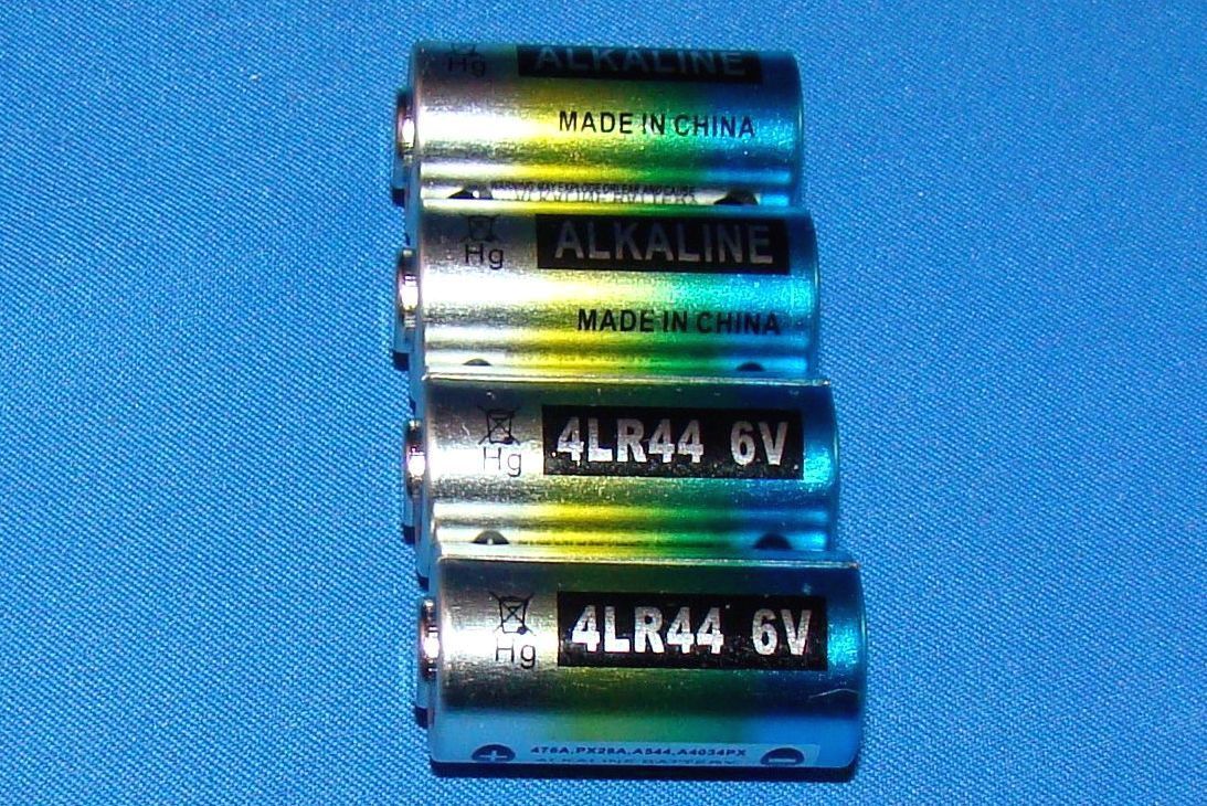 Batteries: PETSAFE BC-102 Bark Collar  /4 Pieces 4LR44 6 Volt-image