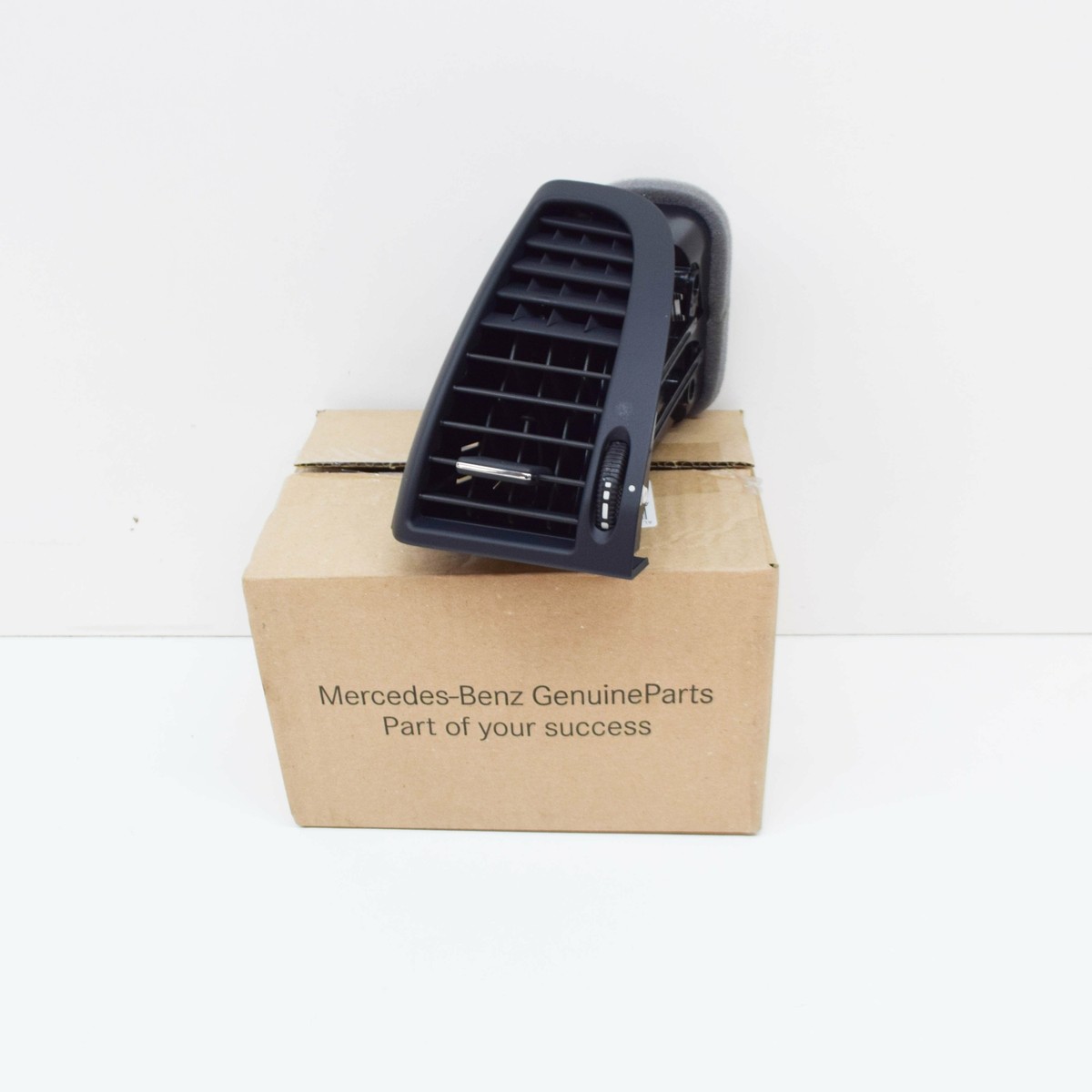 NEW MB VITO W639 DASHBOARD LEFT OUTSIDE LATERAL NOZZLE