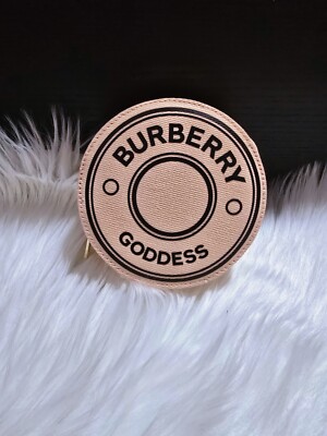 BURBERRY Novelty Round Accessory Case - NEW | eBay