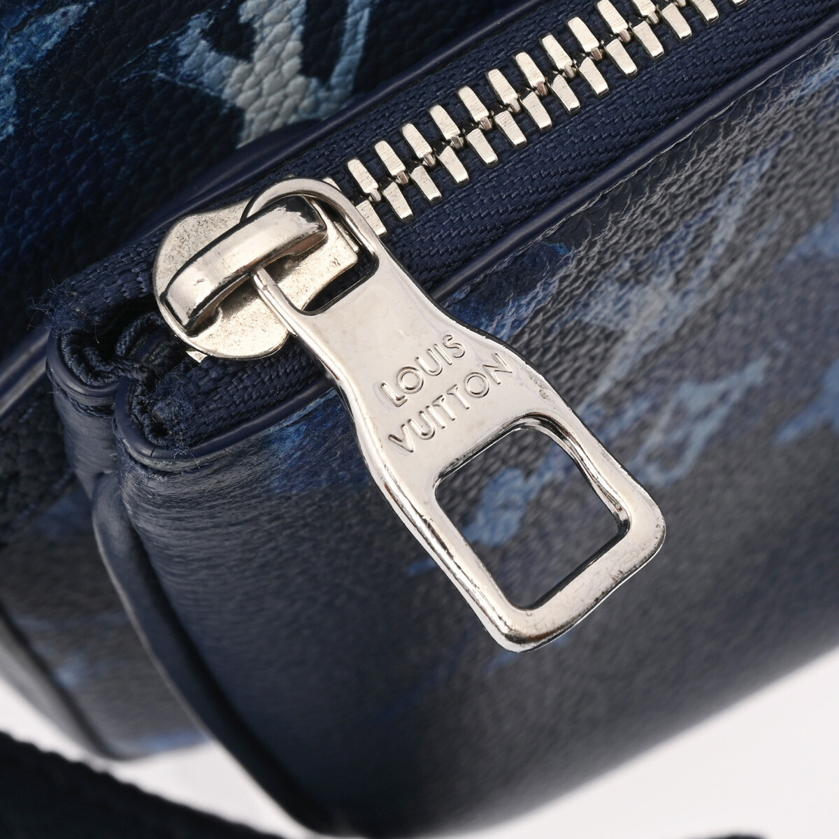 LOUIS VUITTON Monogram watercolor Trio Messenger blue M57840