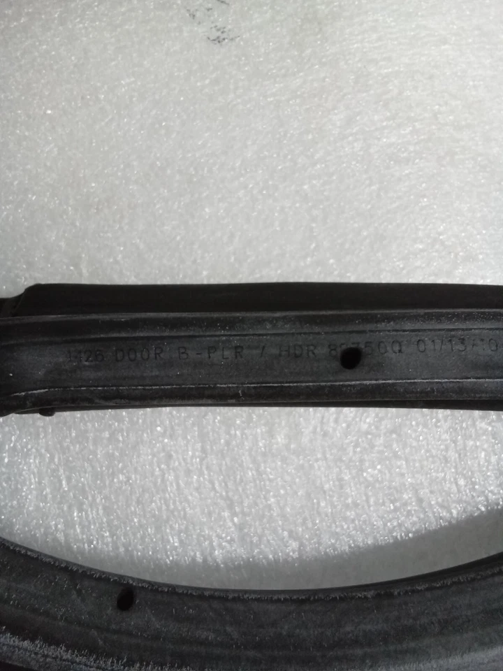 Jeep Wrangler 2011 puerta trasera izquierda a carrocería resistente al clima 55395719AL Foto 4 de 4