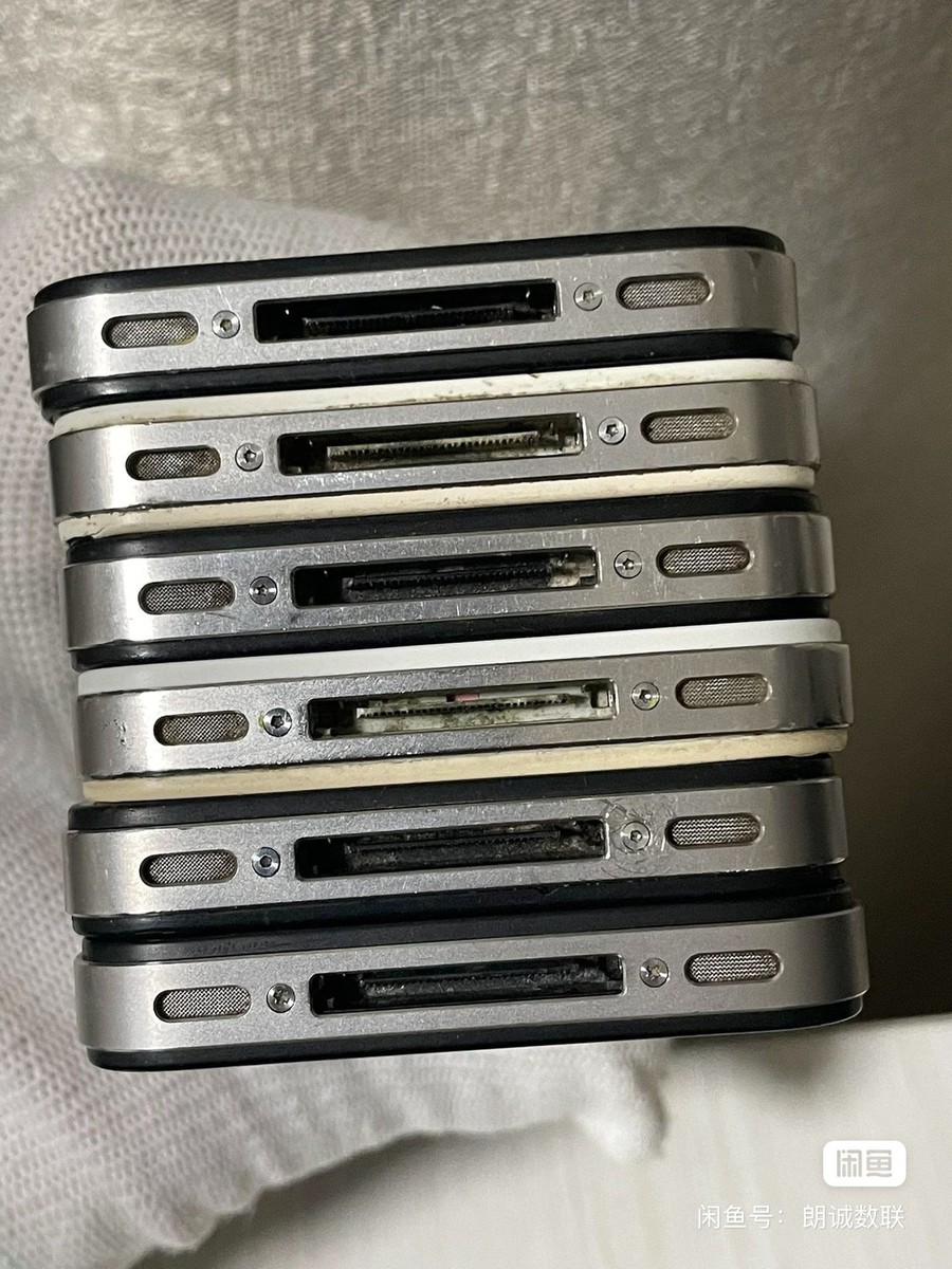 Apple iPhone 4 - iOS - 8GB 16GB 32GB Unlocked 3G 5MP 3.5