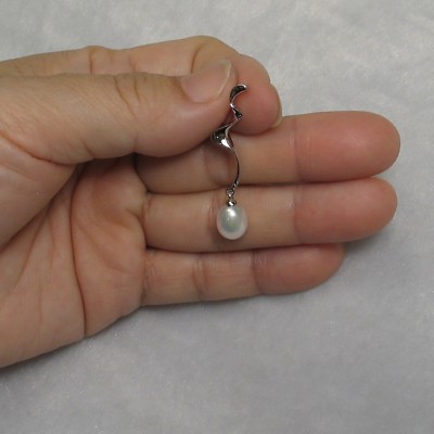 Sterling Silver 925 Water Flow White Pearl Pendant