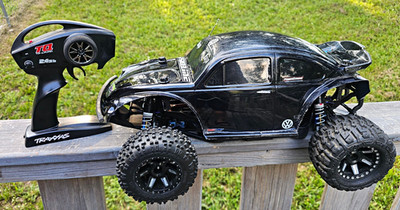 Traxxas Slash Ultimate 4X4  RTR  Brushless