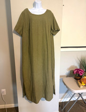Sweet Jessie Plus 2X Green Solid Round Neck Short Sleeve Linen Maxi Shift Slit