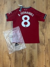 Manchester United Home Shirt - Bruno Fernandes - New With Tags - Small