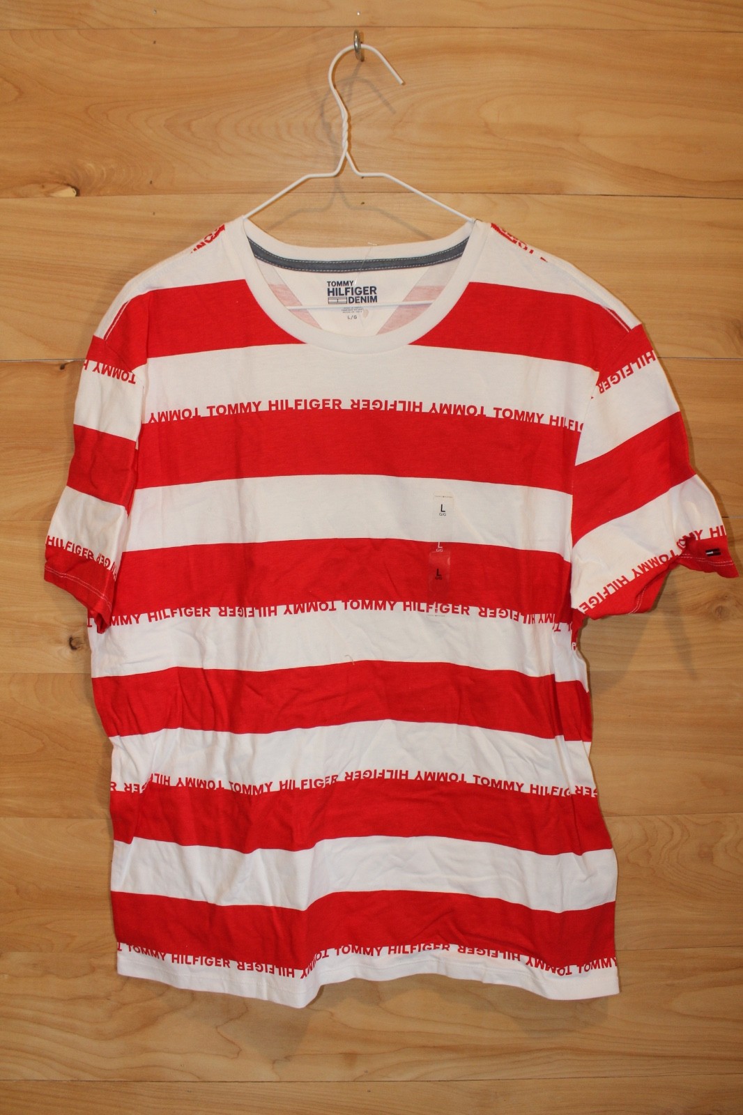 Tommy Hilfiger Denim Red White Stripe Logo T-Shirt Men’s Large 100% Cotton NWT