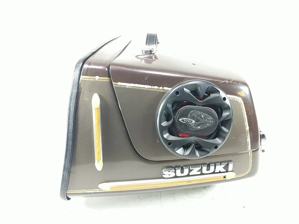 Altavoces de compartimento de almacenamiento trasero 82 Suzuki GS 1100 GS1100GK Foto 2 de 4