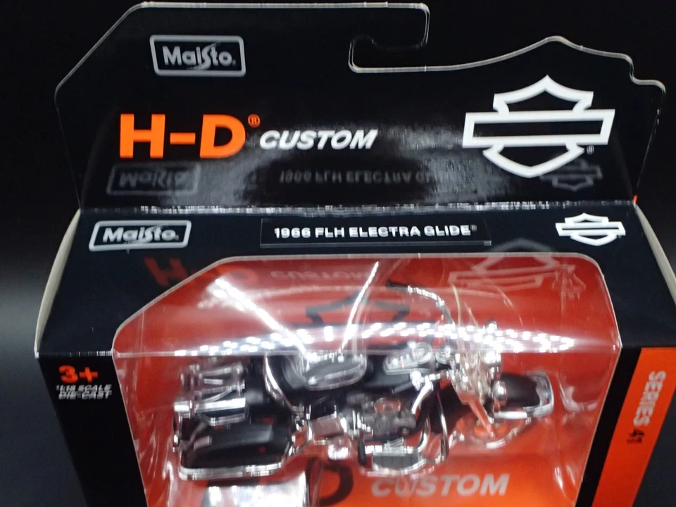 Motocicleta diecast Electra Glide Harley Davidson serie 41 1/18 1966 66 FLH Foto 4 de 4