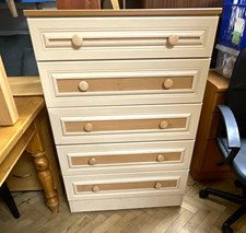 White & Light Wood 5 Drawer Chest of Drawers Freestanding Knob Handles