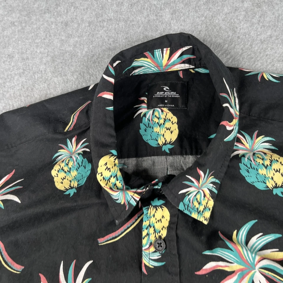 Camisa Rip Curl Negra Piña Hawaiana Abotonada Manga Corta Para Hombre Foto 3 de 4
