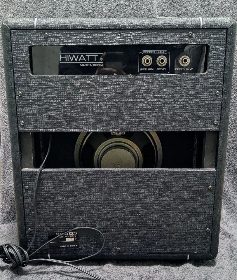 Amplificateur de guitare HIWATT personnalisé Hiwatt 20 avec problèmes - Photo 2/4