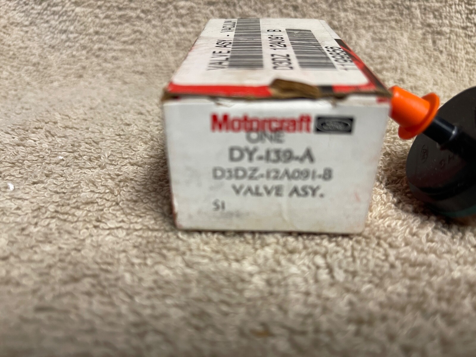 Ford Motorcraft DY139A / D3DZ12A091B Spark Delay Valve Assembly for