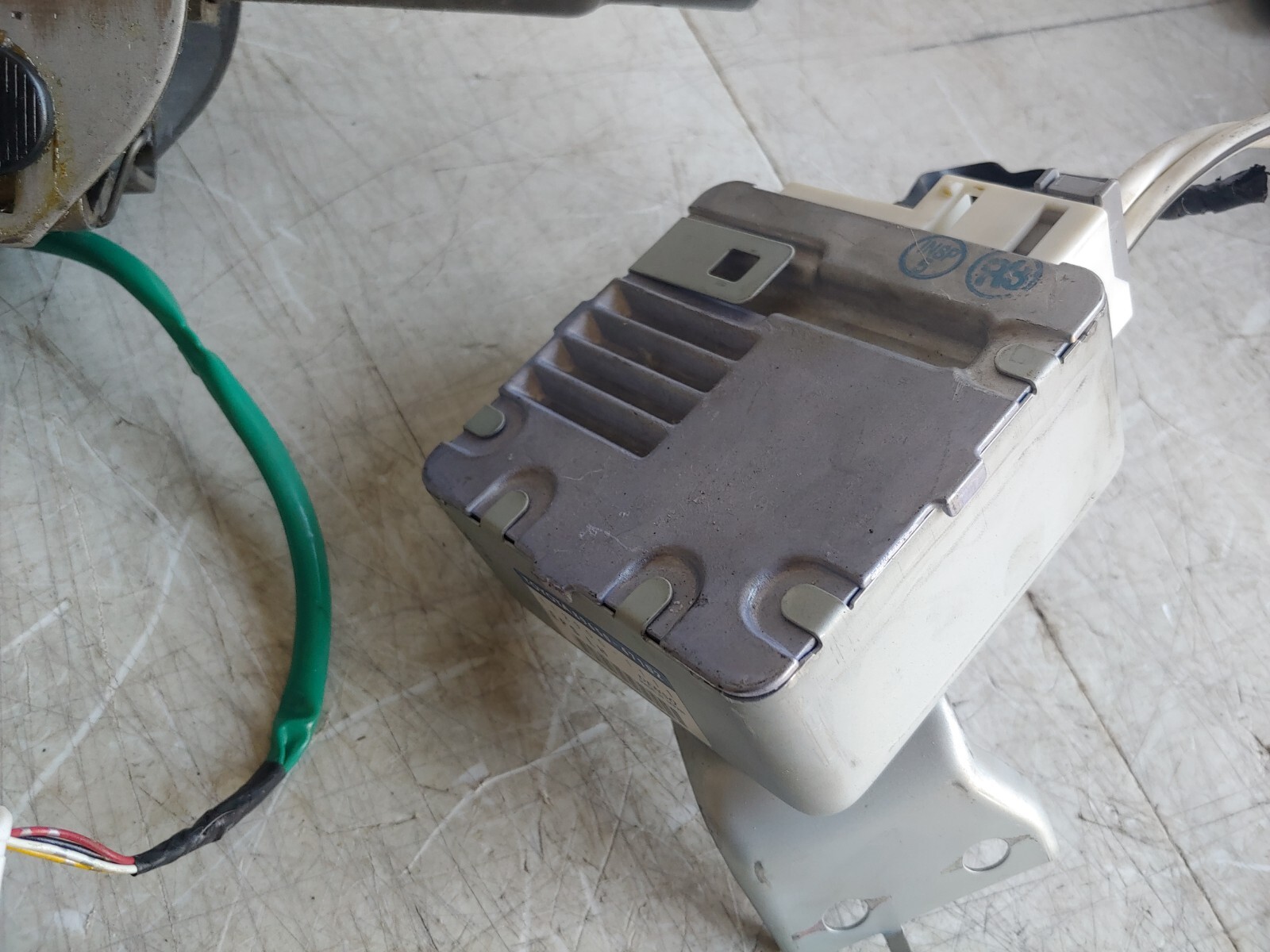 20042009 TOYOTA PRIUS ELECTRIC POWER STEERING COLUMN CONVERSION SHAFT