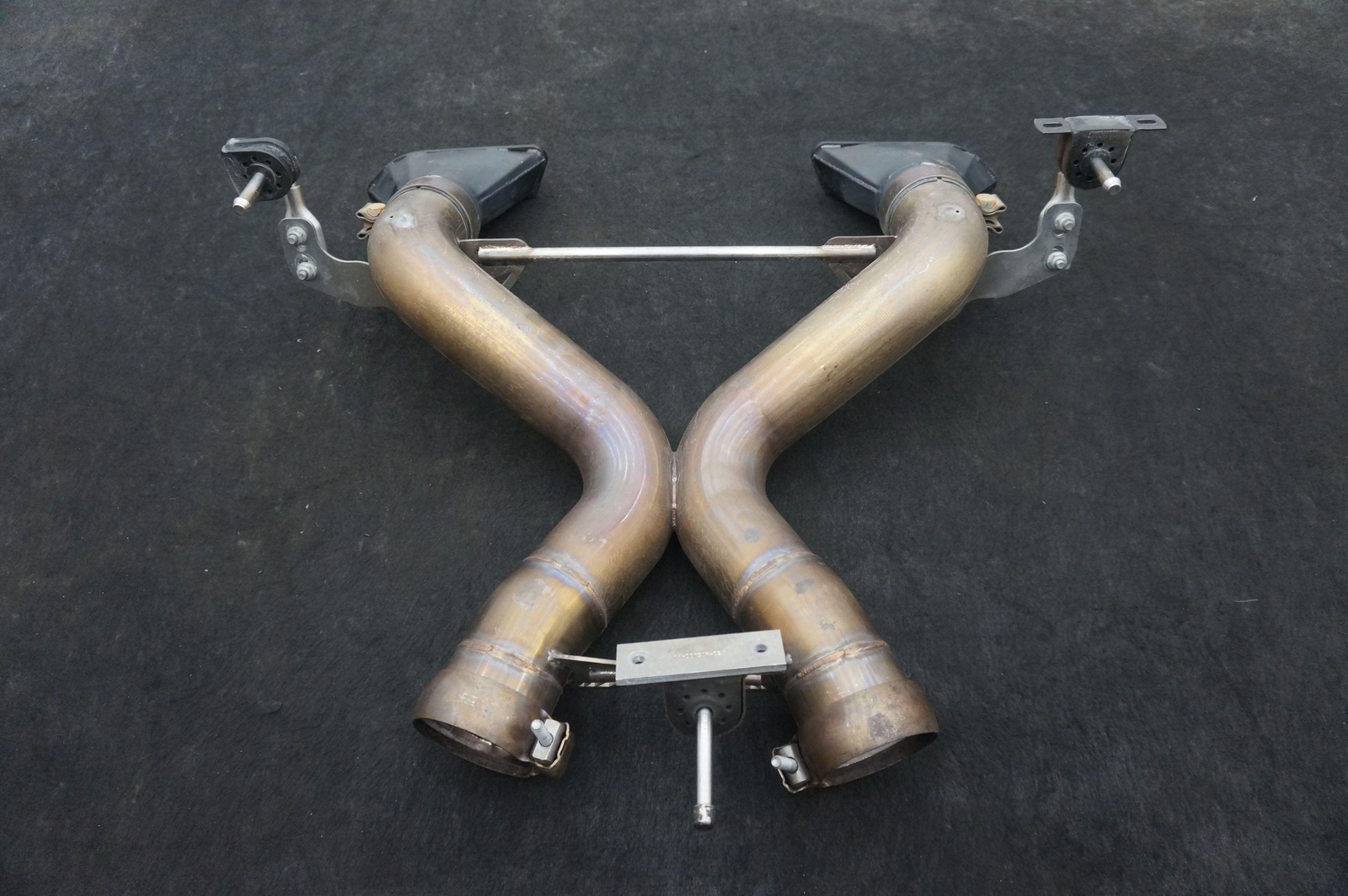 Aftermarket AWE Performance Exhaust W/ Black Tips 6003414 McLaren 650S 2015