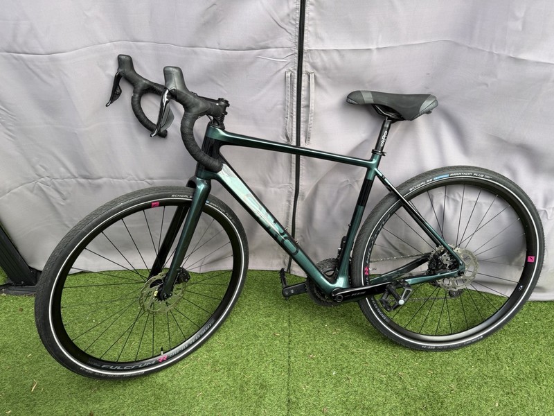 Orro Terra C racer 105 Di2 Carbon Gravel Bike Size Medium
