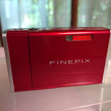 Fujifilm FinePix Z2 5.1MP 3x Zoom Compact Digital Camera RED Japan Tested