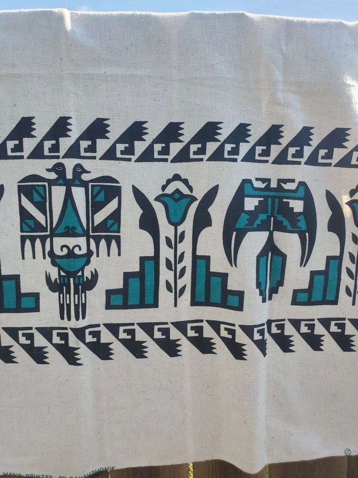 1970s Nizhonie Fabric Bahah Zhonie Hand Print Cortez Native Navajo 2 Yd Vintage - Image 2 of 4