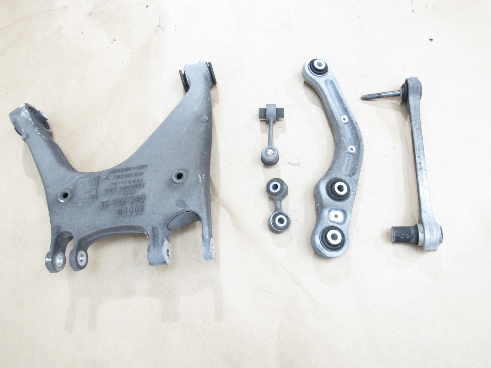 Bentley Continental GT 2012 6.0L AWD Rear Left Control Arm Set 5 PCS 11-18 ;#3