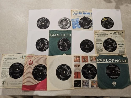 Bundle of 13 The Beatles 7" Single Vinyl Records