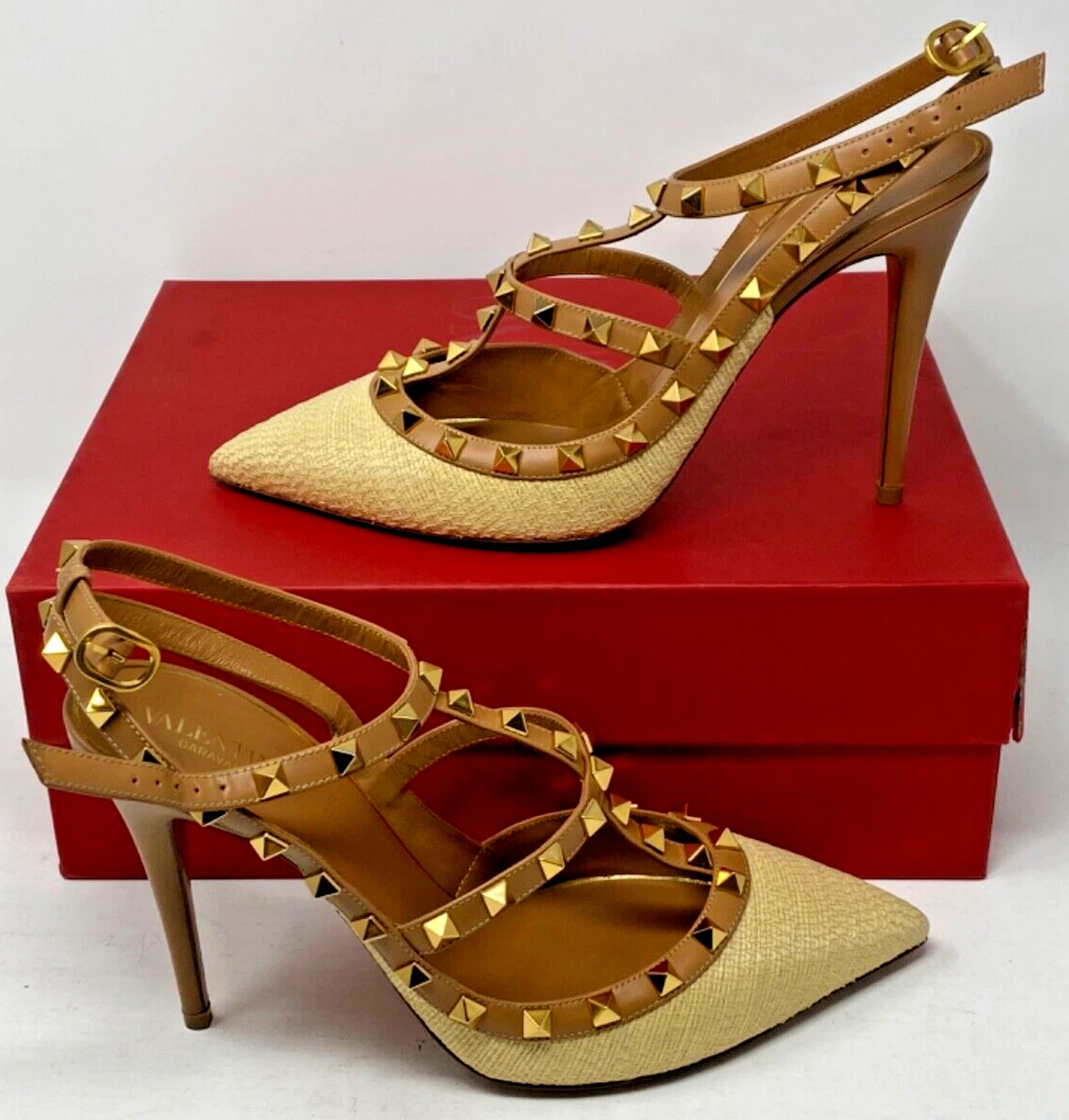 Valentino Garavani Rockstud Leather Pumps