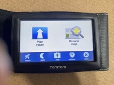 TomTom XL N14644 GPS Bundle