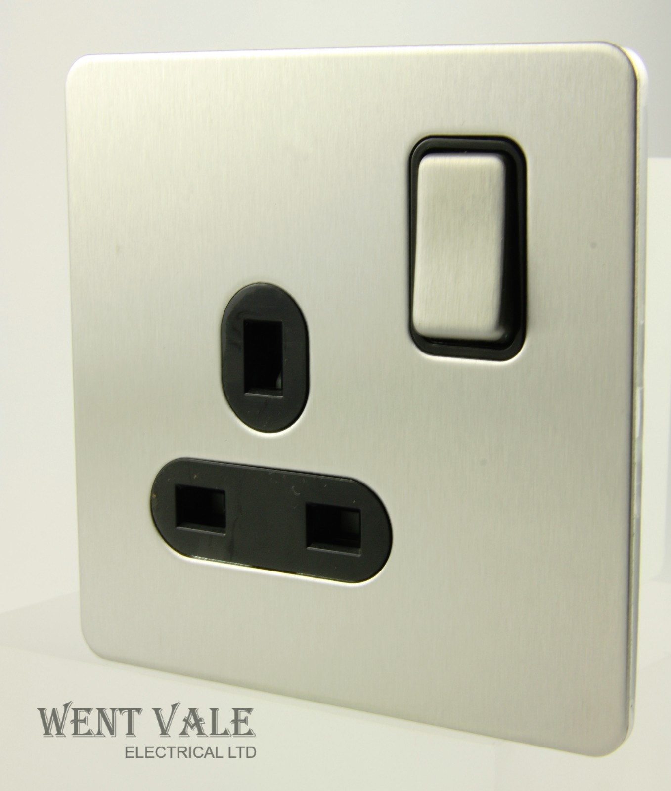 Get Ultimate Screwless - GU3410BSS - 13a 1g Socket in Brushed Steel