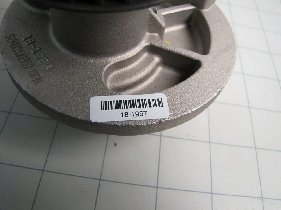 Bomba de agua del motor (sin sello) 18-1953 para Suzuki Forenza Reno NUEVO Foto 2 de 4