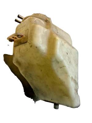 Mercedes Water Container And Pump 1268690214 E Class T210