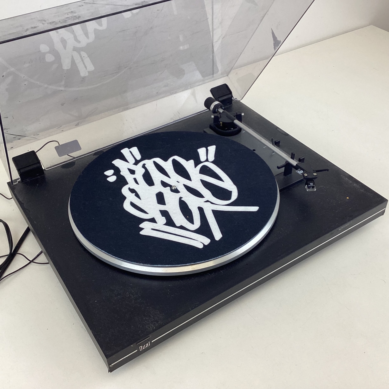 Dual CS4351 Fully Automatic Turntable (Working) W/ Posseshot Slipmat