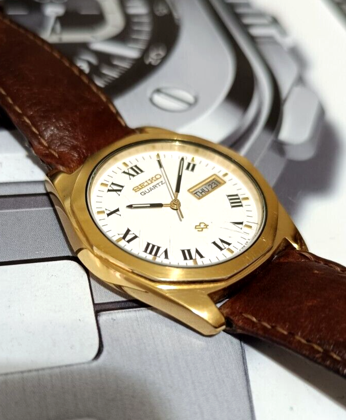 Seiko SQ Day Date 5Y238250 Oct 1989 Gold Quartz Mens Vintage Watch
