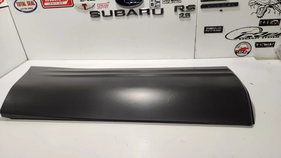 SUBARU FORESTER SF 08/97-05/02 1998 99 2000 01 MOLDURA PUERTA INFERIOR DERECHA  Foto 3 de 4