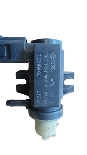 VW Golf Bora TDI Variant BJ00 Unterdruckventil Druckwandler 1K0906627E