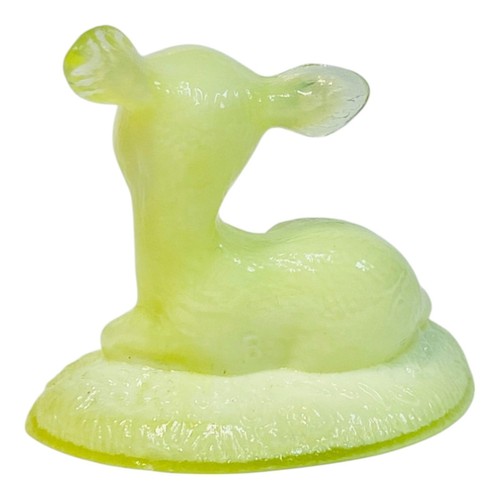 Boyd Art Glass Bingo the Deer Fawn 1997 Lemon Custard Vaseline GLOWS - Picture 4 of 12