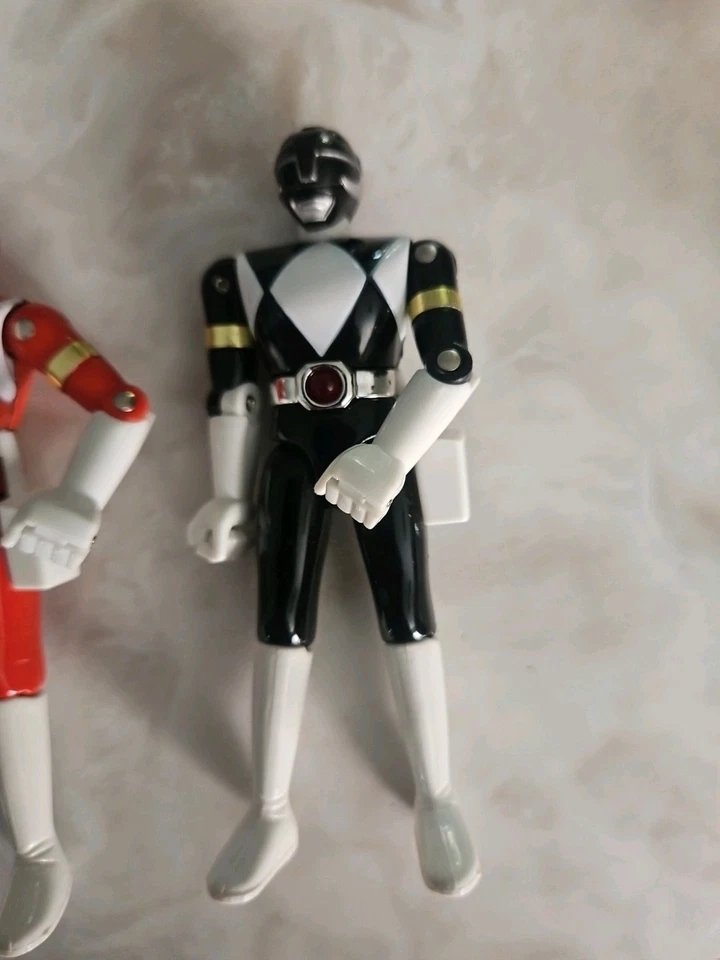 Power Ranger Zyuranger 1991 年人偶压铸 3 件装 — 第 4/4 张图片