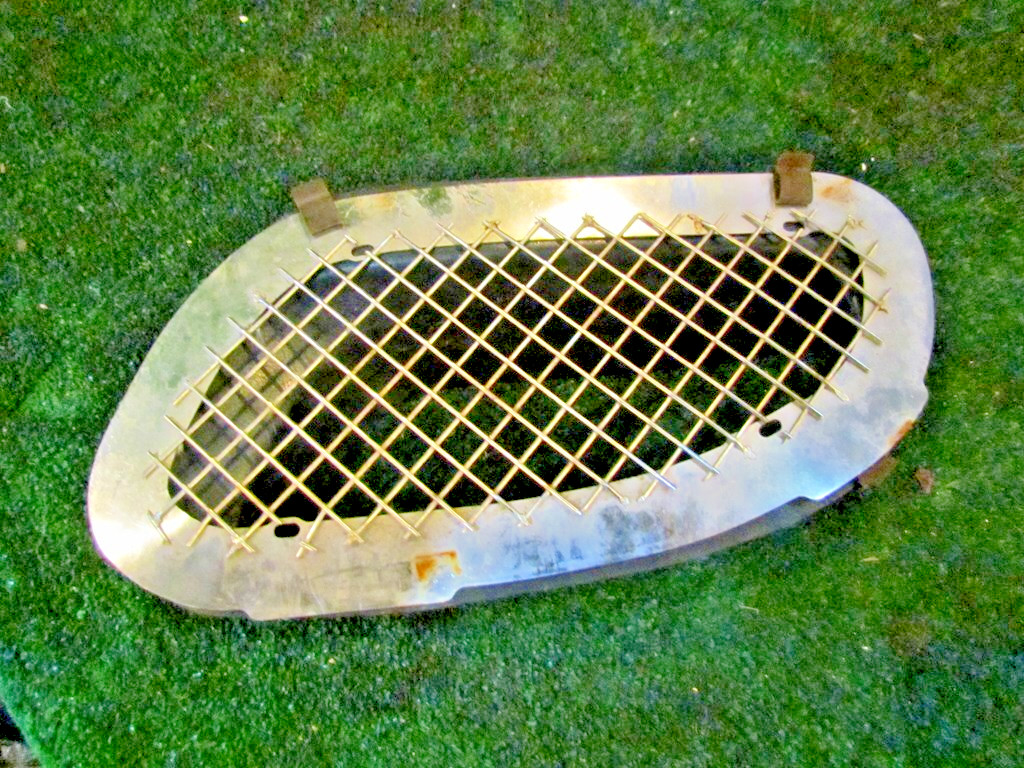 Bentley Arnage 2001 Front Left Lower Bumper grille