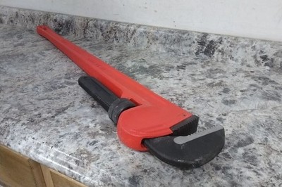 Rothenberger 70157 6 In Jaw Capacity 48 In Overall L Pipe Wrench