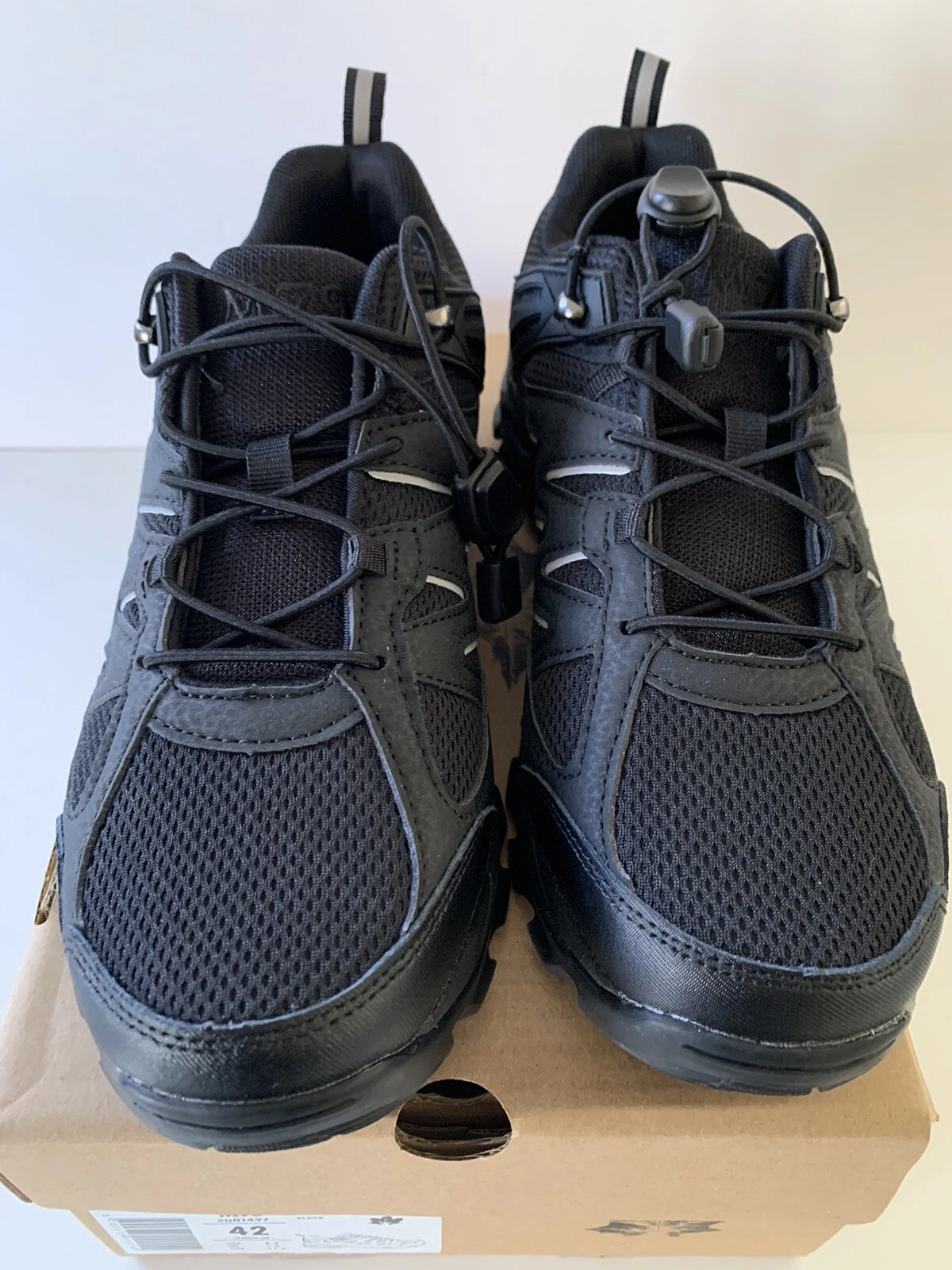 M 79 Unisex Sneakers Size 8.5